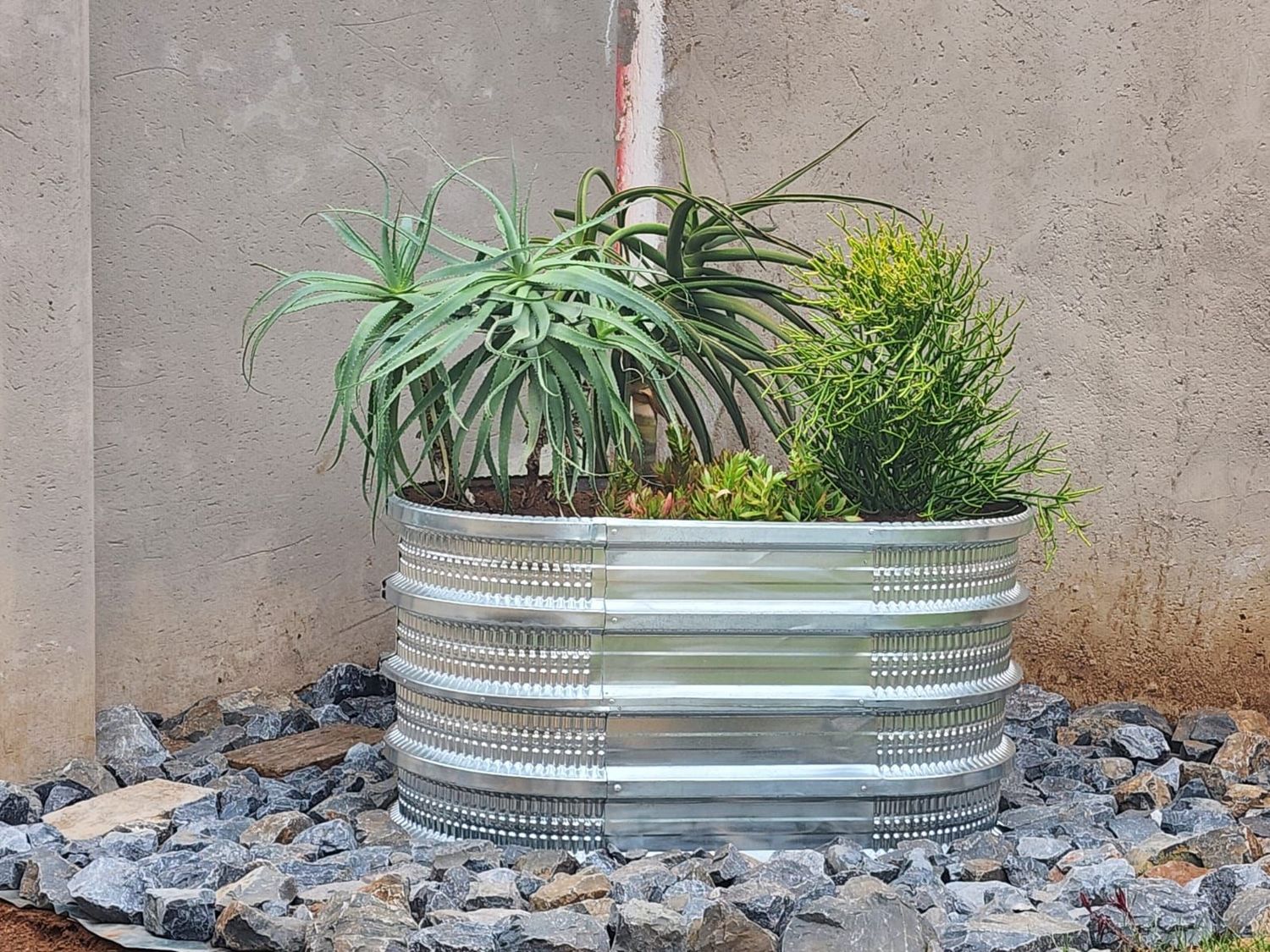 Galvanized Garden Planter Box - Small 1350x800x700