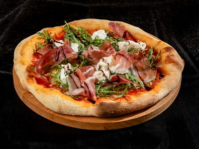 Пицца парма страчателла