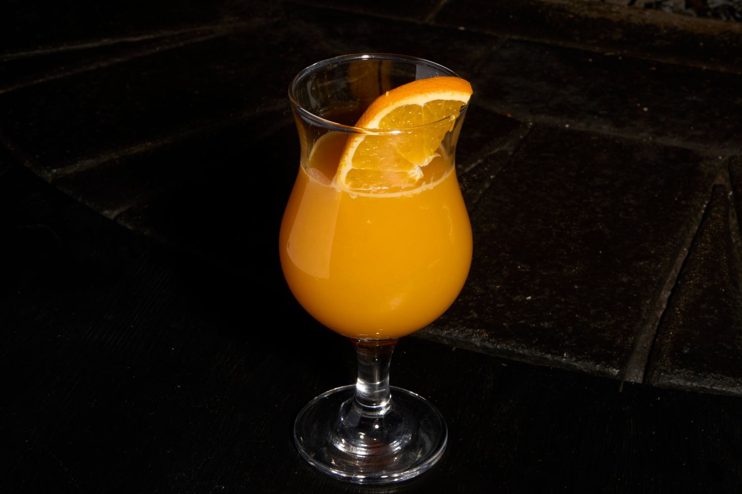 Сок свежевыжатый апельсиновый 