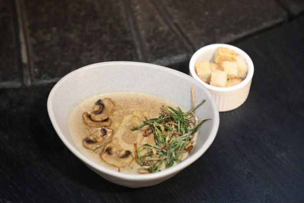 Крем суп грибной