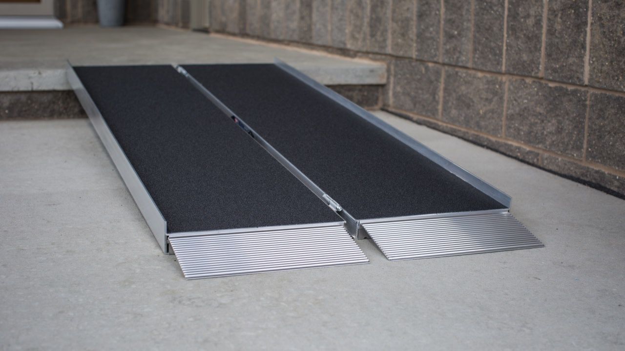 SUITCASE SINGLEFOLD AS RAMP 4-FT