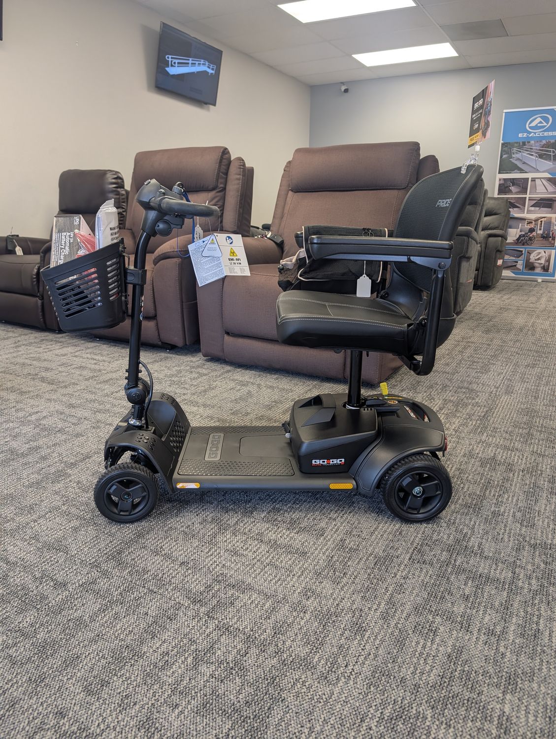 NEW - Go-Go Elite Traveller 2 - SC442E - 4 Wheel Scooter - 12AH