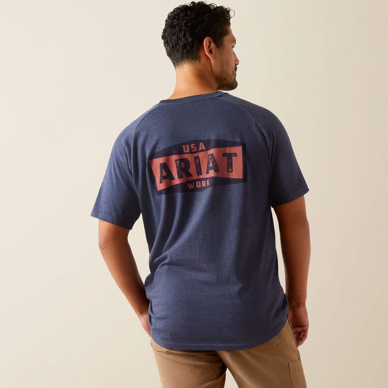 10054513 Strong Badge T-Shirt