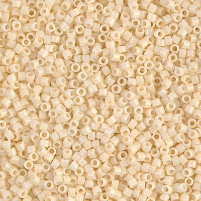 Miyuki Delica -11/0 Opaque Rich Cream DB-732-5 grams