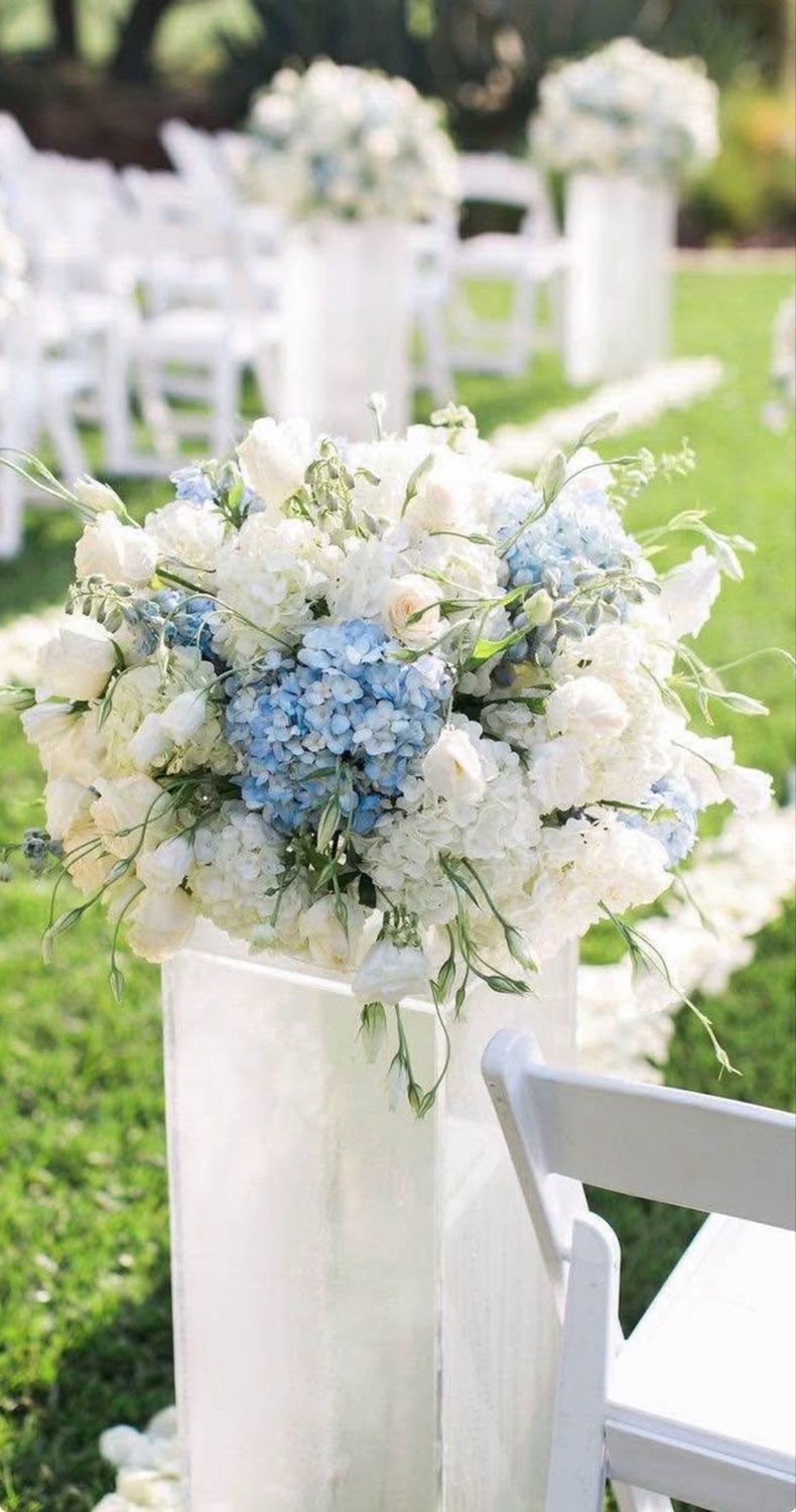 The Seraphina  Aisle Decor