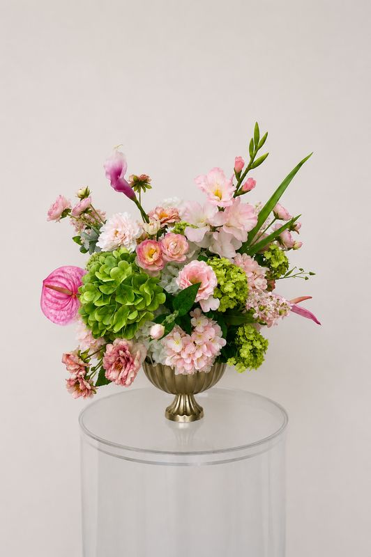 10-Piece “Rosalie Garden” Centerpiece Collection 10-Piece “Rosalie Garden” Centerpiece Collection