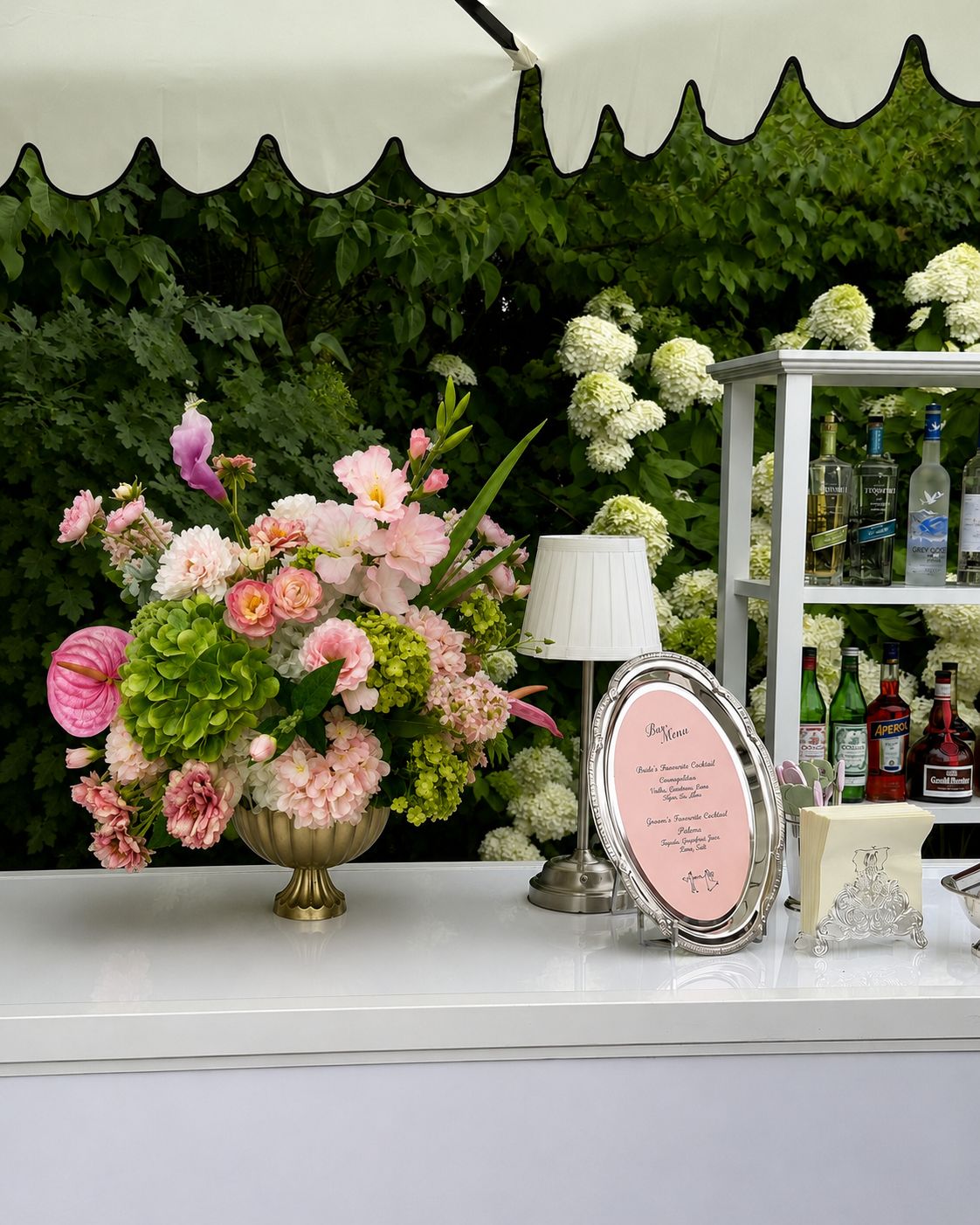 The Rosalie Garden – Bar Arrangement