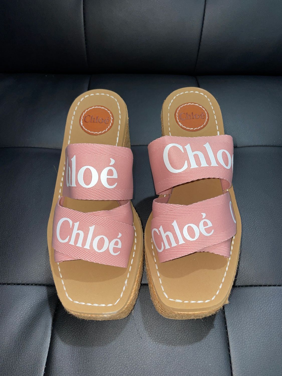 Chloé slides