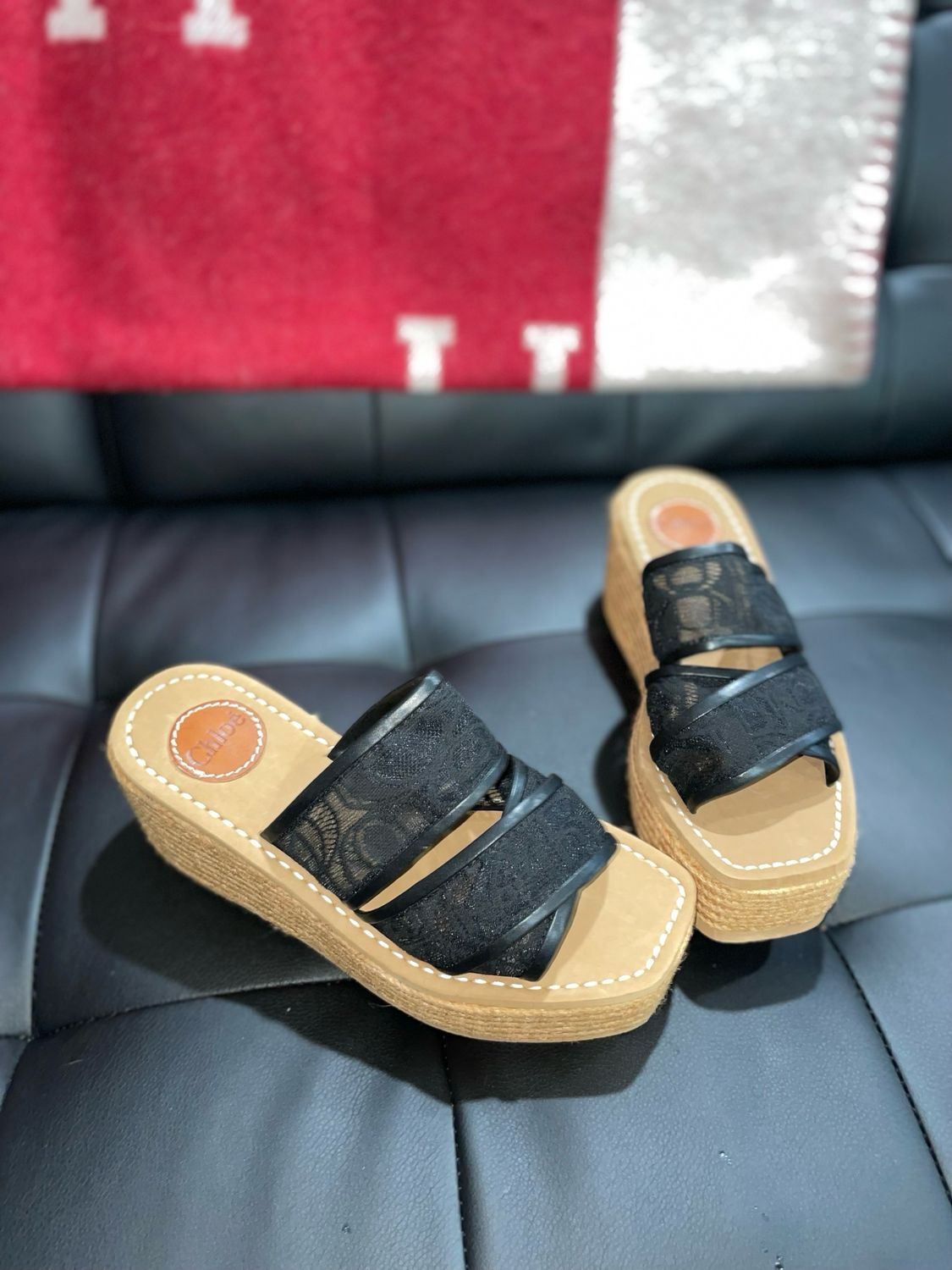 Chloè Slides