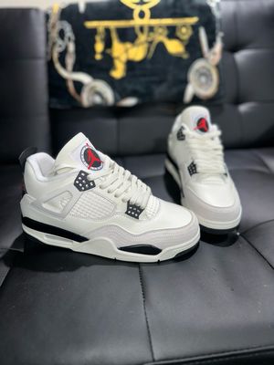 Jordan 4’s