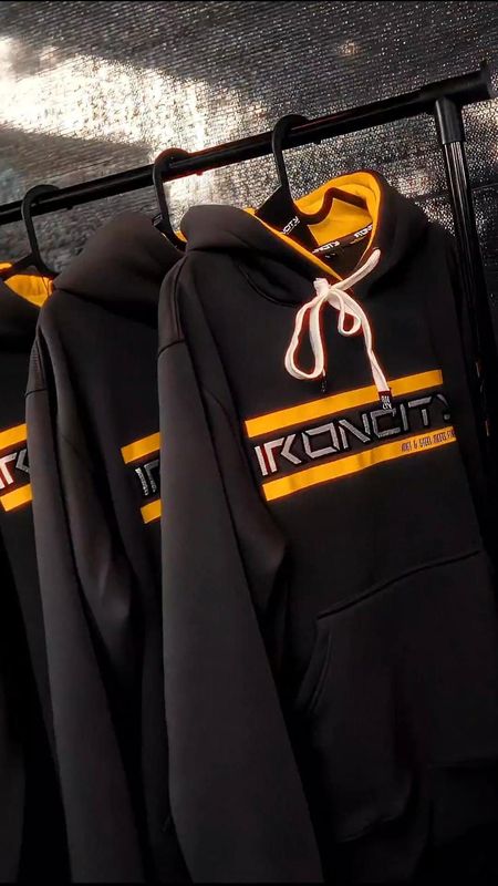 IronCity Hoodie (Größe S)