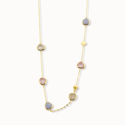 Femme A Dorée Collier