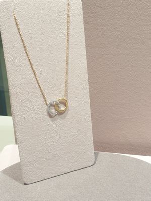 Femme A Dorée collier 18kt.