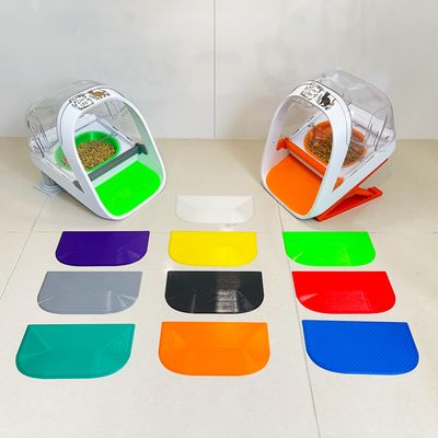 Mat/Lid combo for SureFeed® feeders Available in Customizable Vibrant Colours, Easy to clean and dishwasher safe.