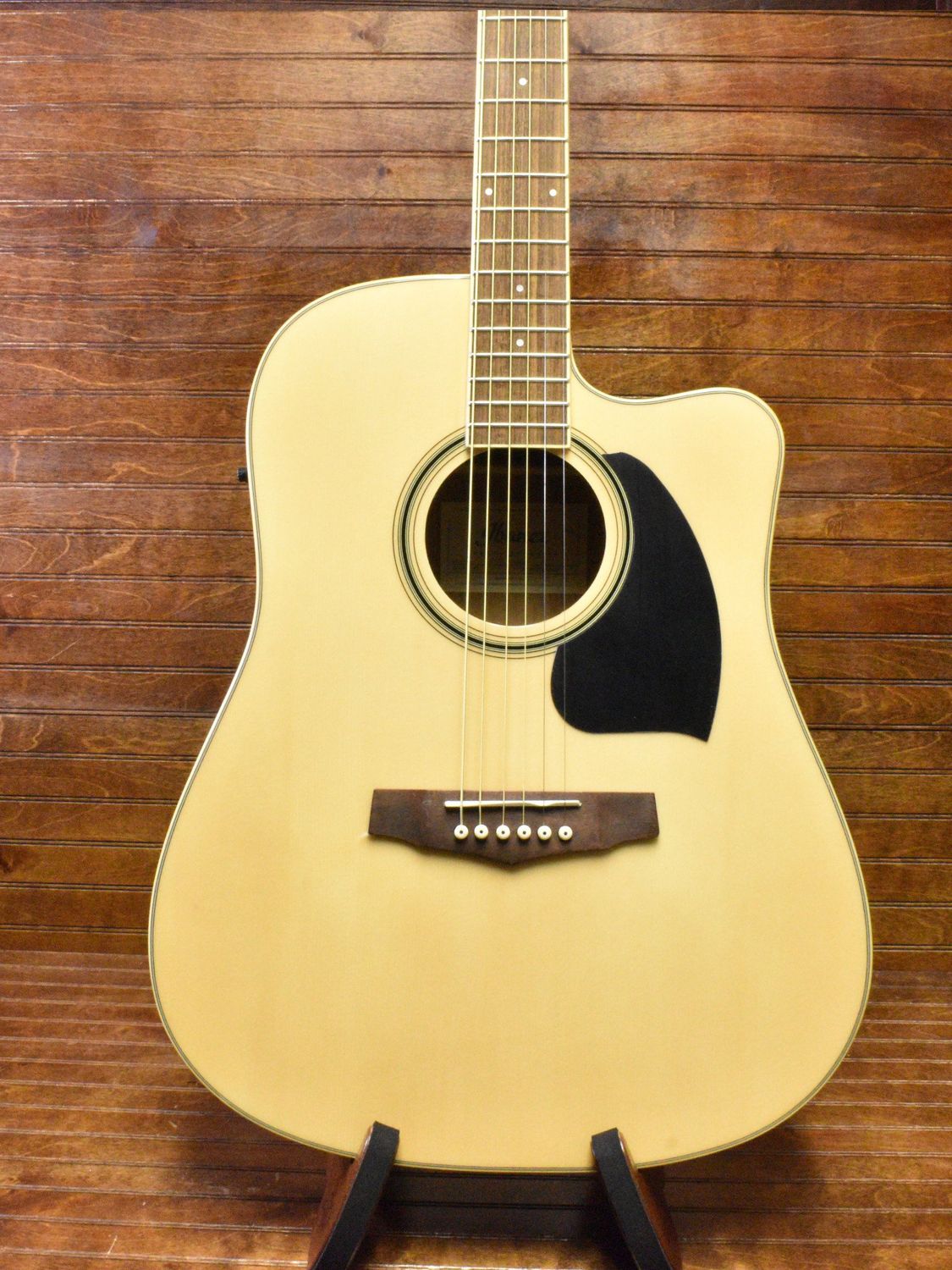 Ibanez PF15ECE Natural