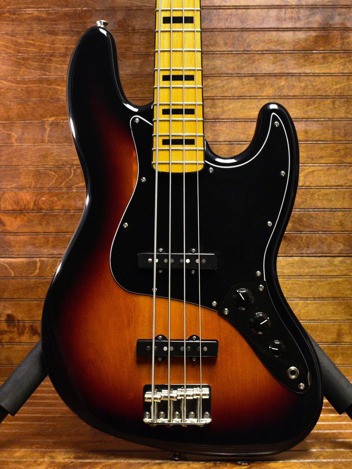 Squier Classic Vibe 70&#39;s Jazz Bass Sunburst