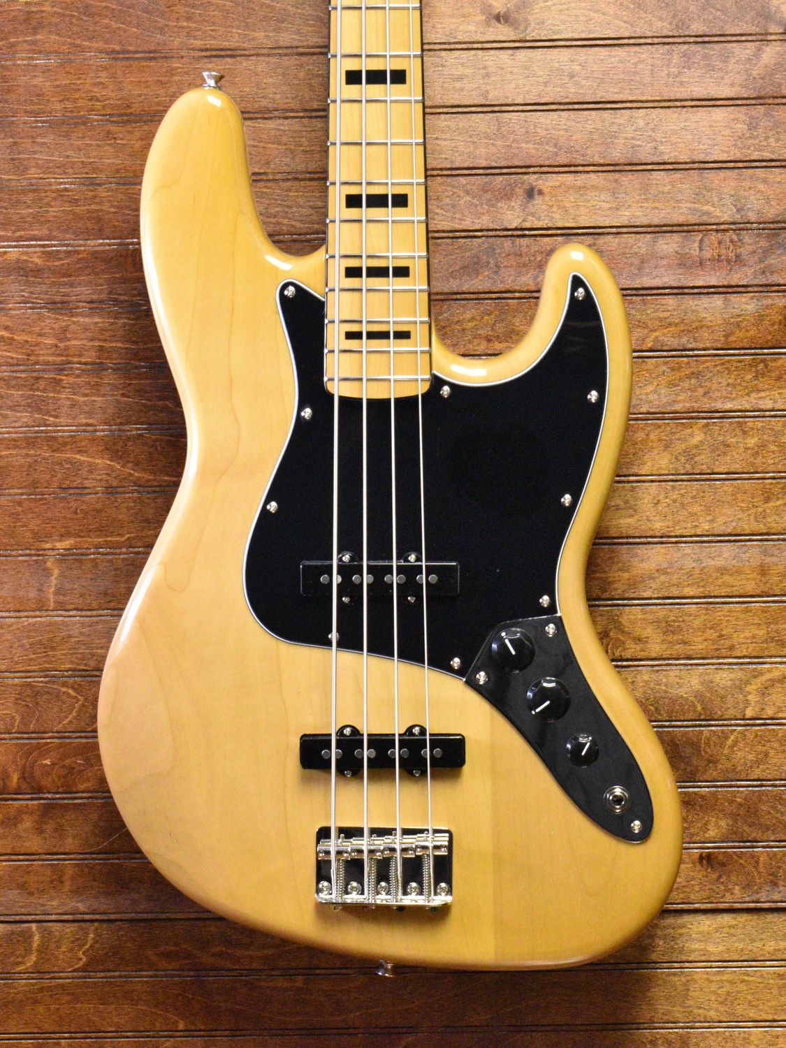 Squier Classic Vibe 70&#39;s Jazz Bass MN Natural