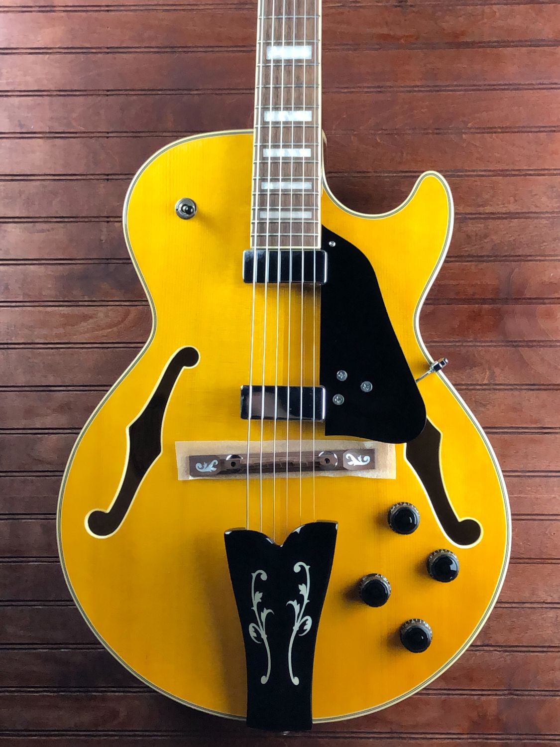 Ibanez George Benson 10em, Antique Amber