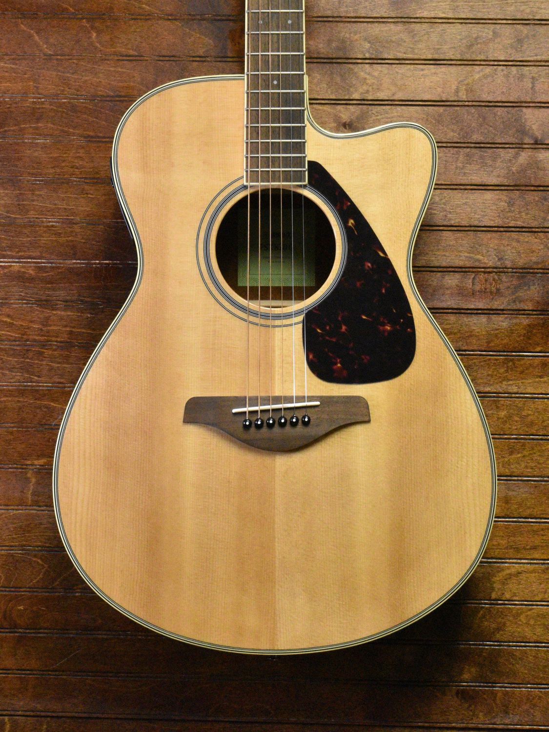 Yamaha FSX820C Acoustic-Electric Guitar