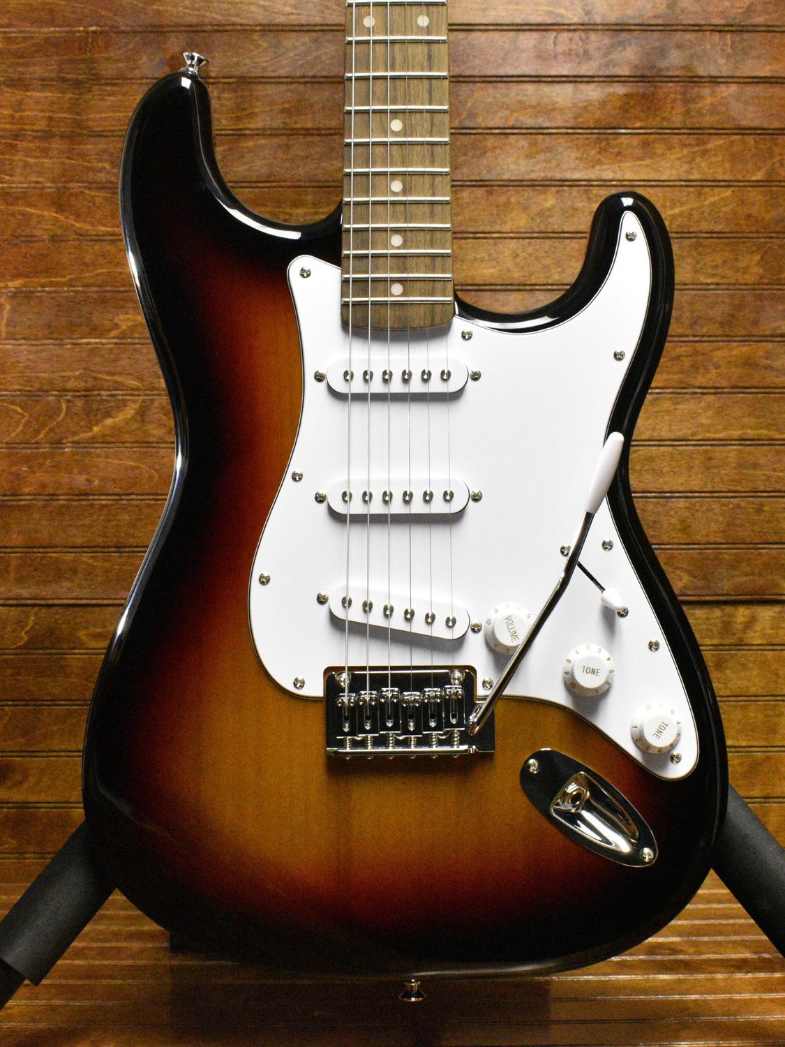 Squier Affinity Stratocaster, 3 Color Sunburst