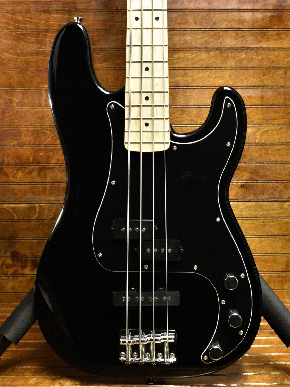 Squier Affinity Precision Bass PJ, Maple Fretboard, Black