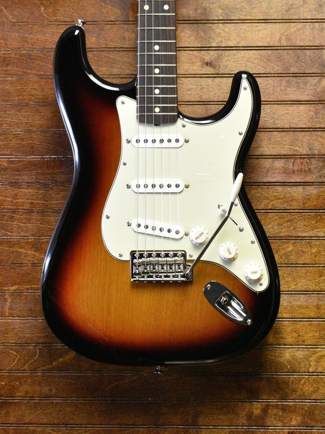 FENDER VINTERA II 60&#39;S STRATOCASTER RW 3TS