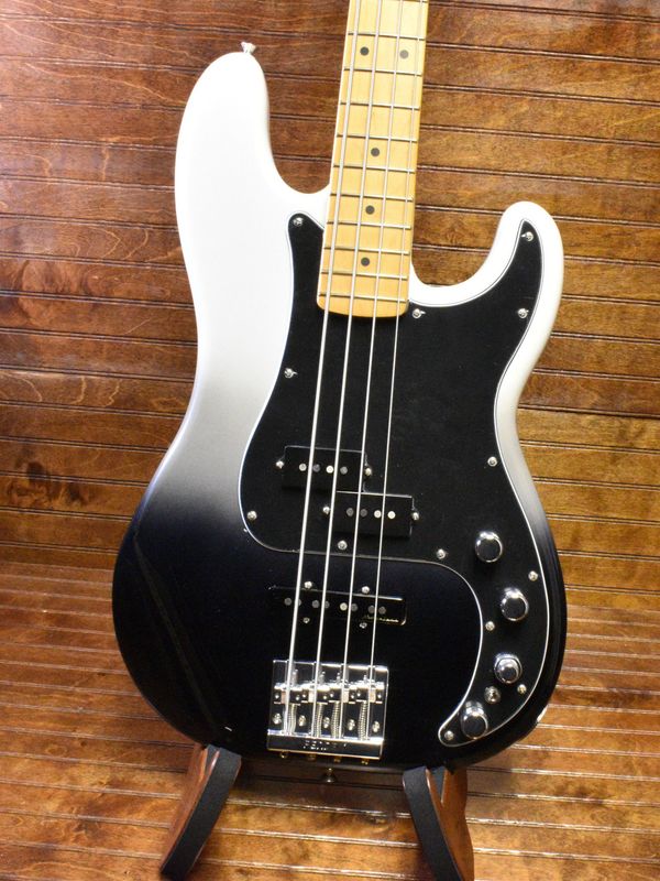 FENDER PLAYER PLUS ACTIVE P BASS MN SVS SILVER SMOKE