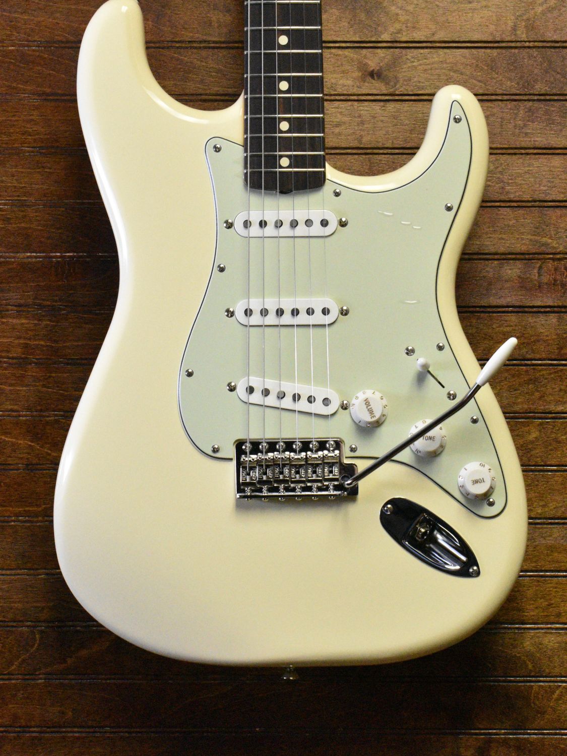 FENDER VINTERA II 60&#39;S STRATOCASTER RW OLYMPIC WHITE