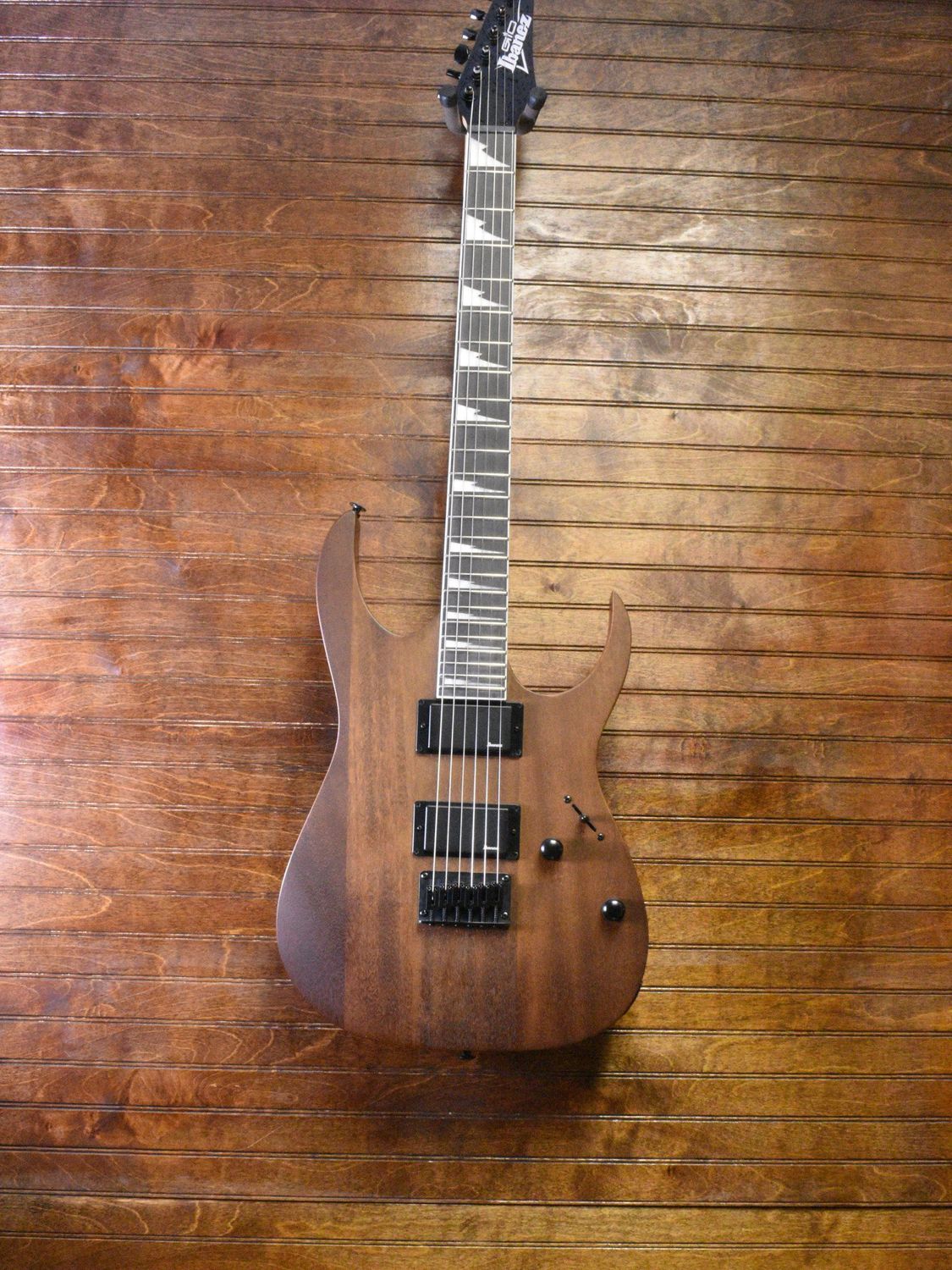 IBANEZ GRG121DXWNF
