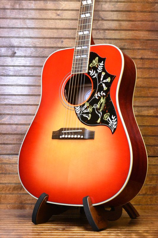 Gibson Hummingbird Standard, Vintage Cherry Burst