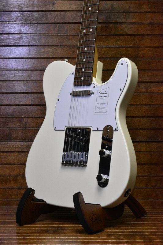 Standard Telecaster®, Laurel Fingerboard, White Pickguard, Olympic White
