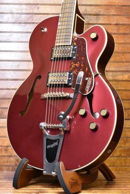 Gretsch G2420T Streamliner™ Hollow Body with Bigsby®, Laurel Fingerboard, Broad&#39;Tron™ BT-3S Pickups, Brandywine