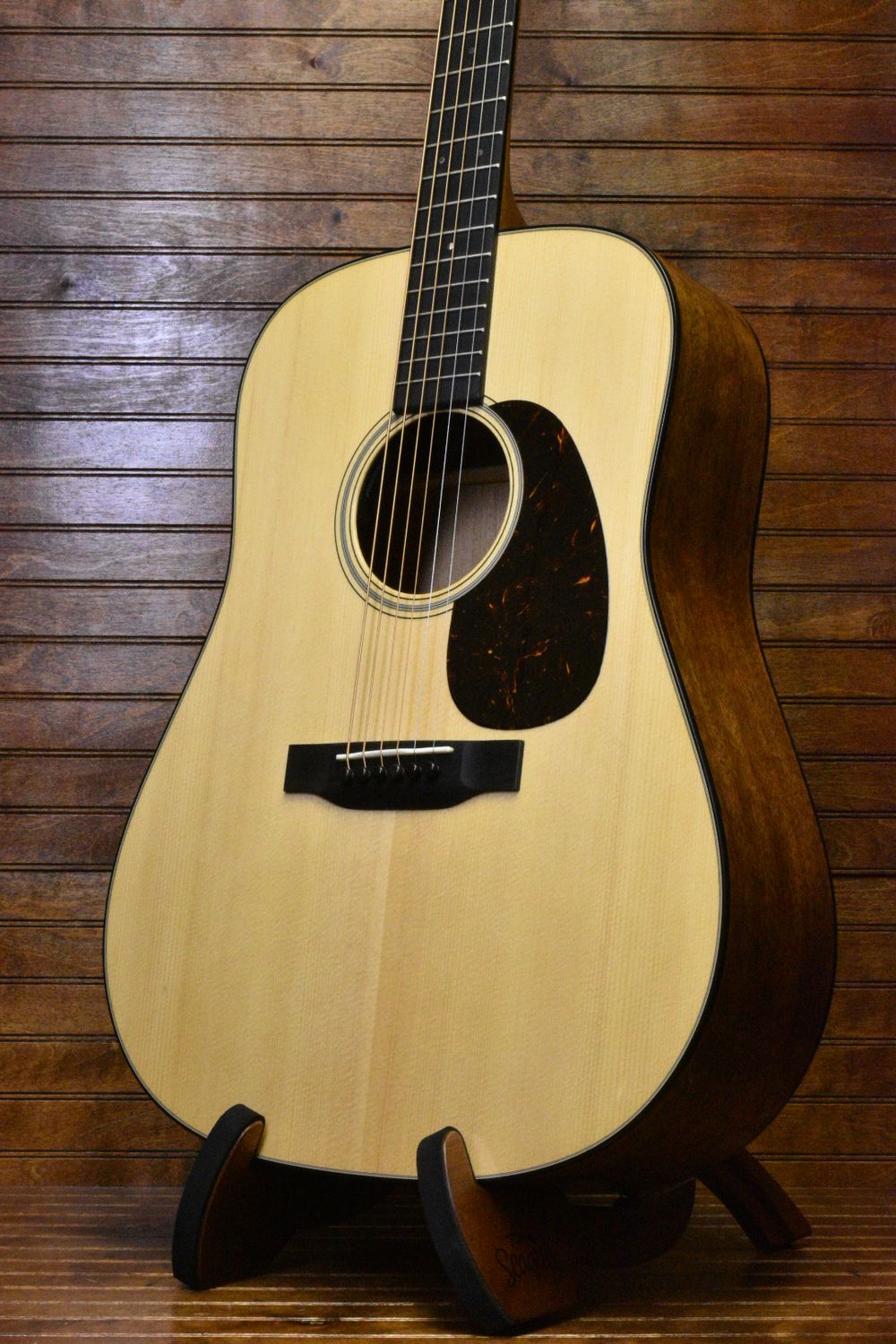 Martin Standard Series D-18 with Fishman Pickup