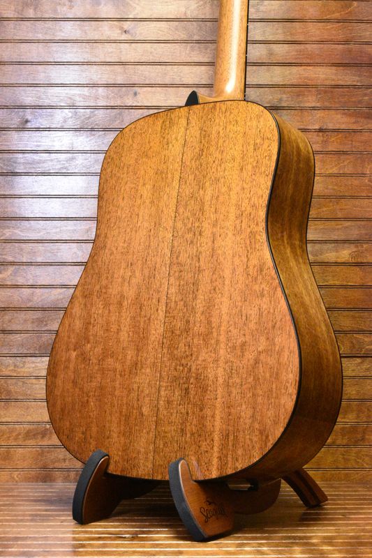 Martin Standard Series D-18 with Fishman Pickup