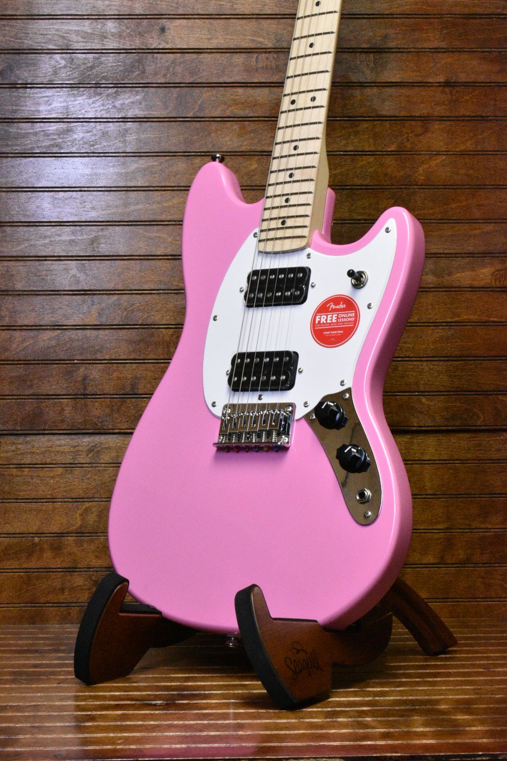 Squier Sonic® Mustang® HH, Maple Fingerboard, White Pickguard, Flash Pink
