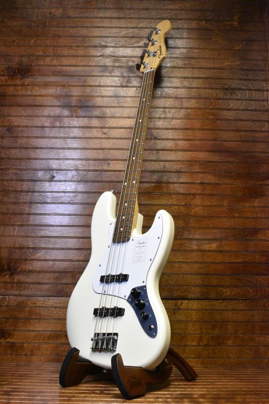 Fender Standard Jazz Bass®, Laurel Fingerboard, White Pickguard, Olympic White