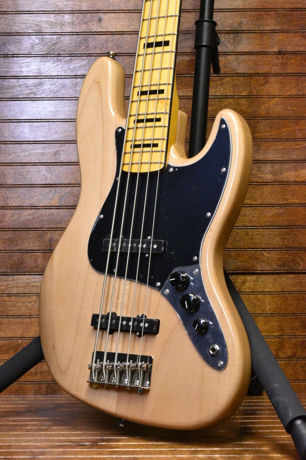 Squier Classic Vibe 70&#39;s Jazz Bass V, Natural