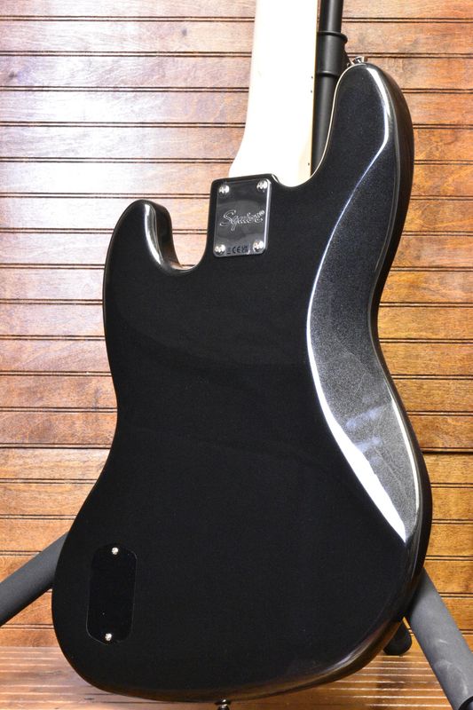 Squier Affinity Active Jazz Bass V, Black Metallic
