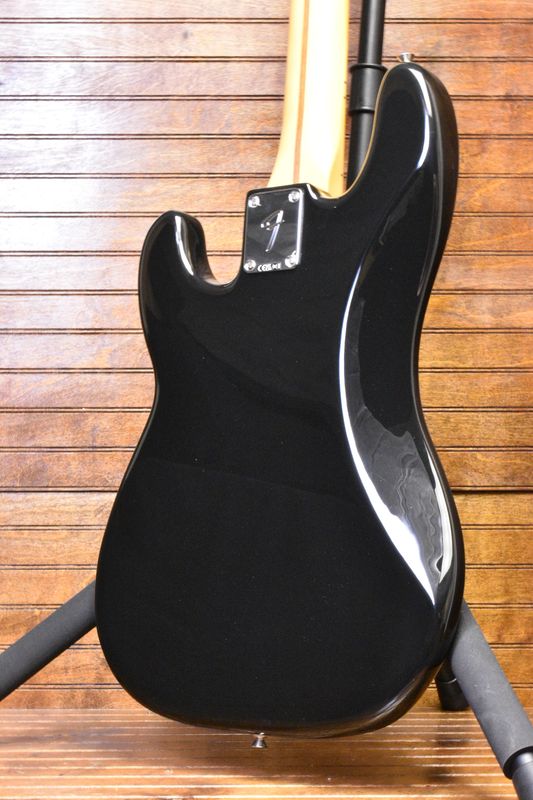 Fender Player II Precision Bass®, Black, Maple Neck