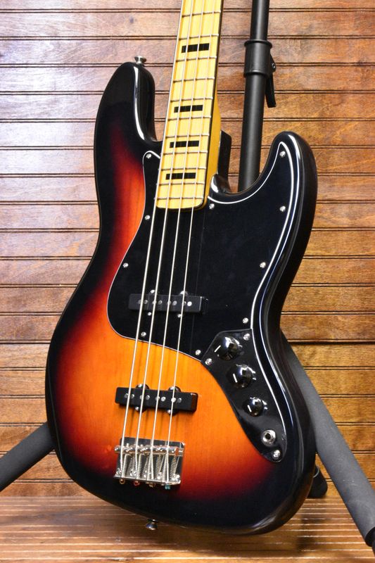 Squier Classic Vibe 70&#39;s Jazz Bass Sunburst