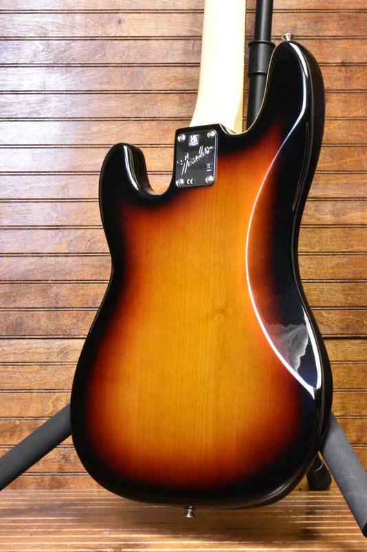 Fender American Performer Precision Bass,  3-Color Sunburst