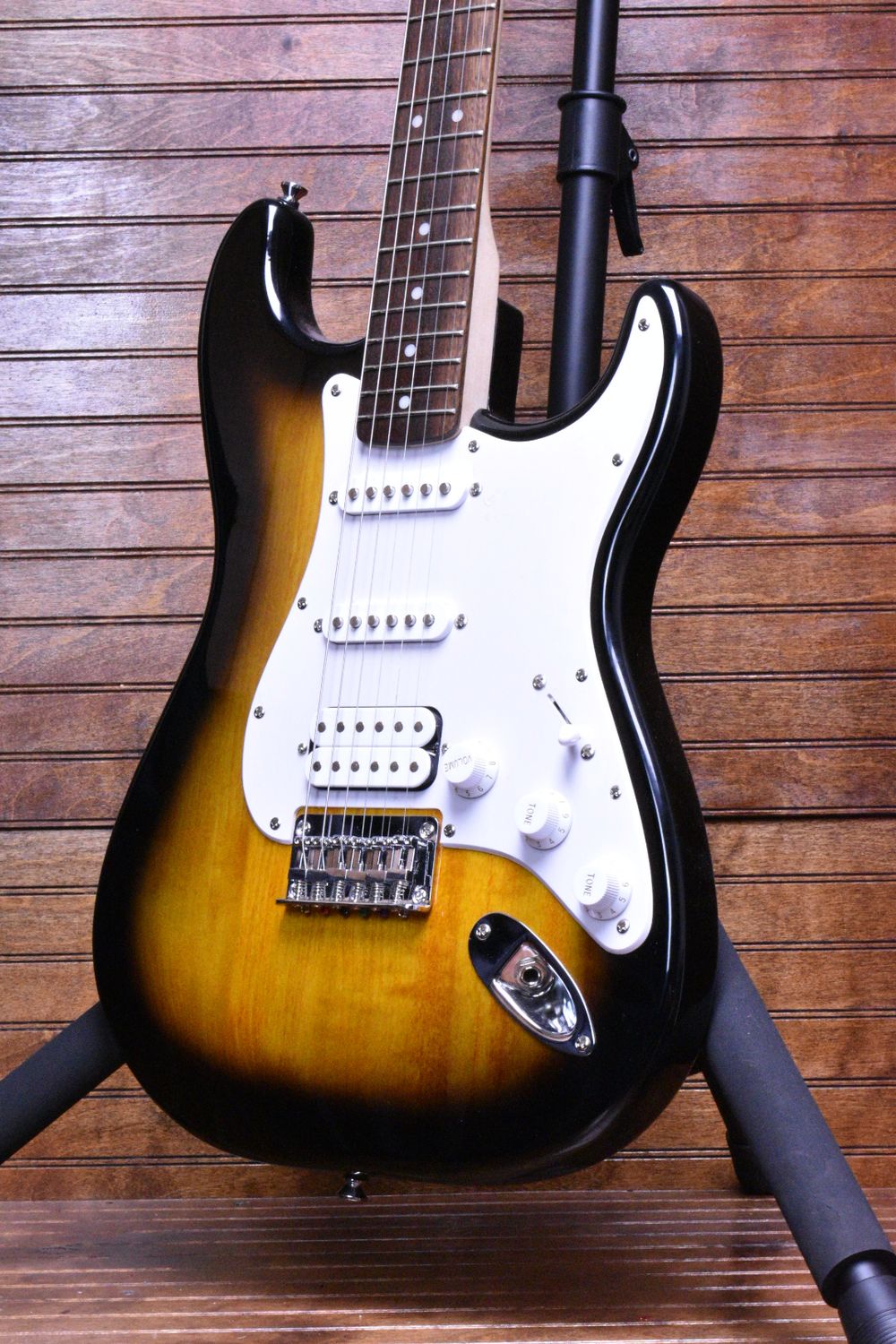 Squier Bullet Strat HSS Brown Sunburst