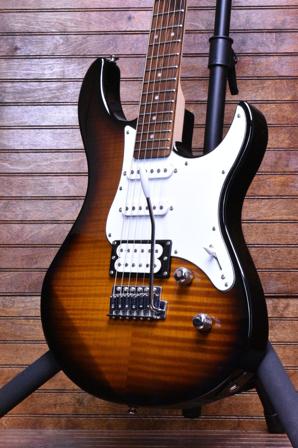 Yamaha Pacifica 212VFM, Tobacco Brown Sunburst