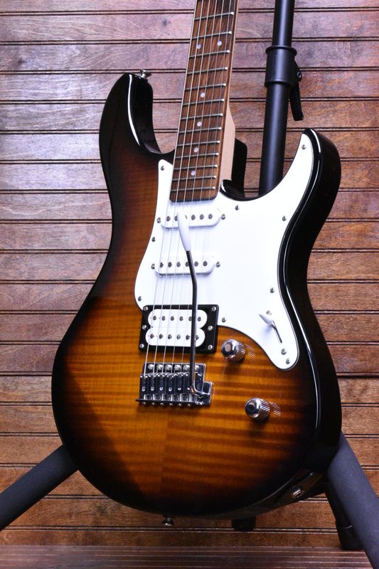 Yamaha Pacifica 212VFM, Tobacco Brown Sunburst