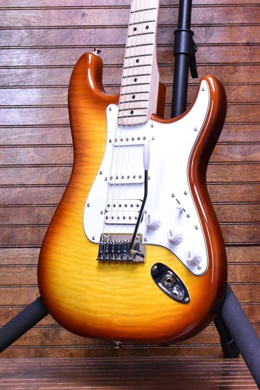 Squier Affinity Stratocaster FMT HSS, Sienna Sunburst