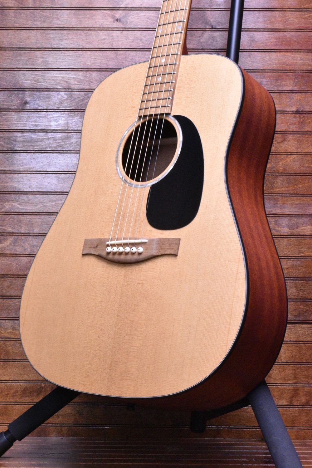 Eastman PCH1-D Dreadnought, Natural