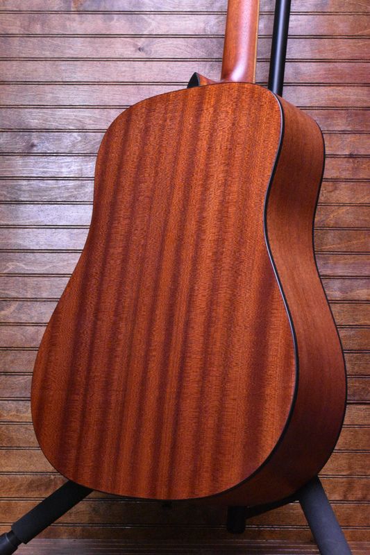 Eastman PCH1-D Dreadnought, Natural
