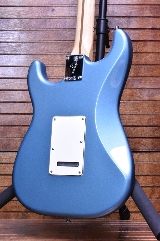 Fender Player Stratocaster®, Maple Fingerboard, Tidepool