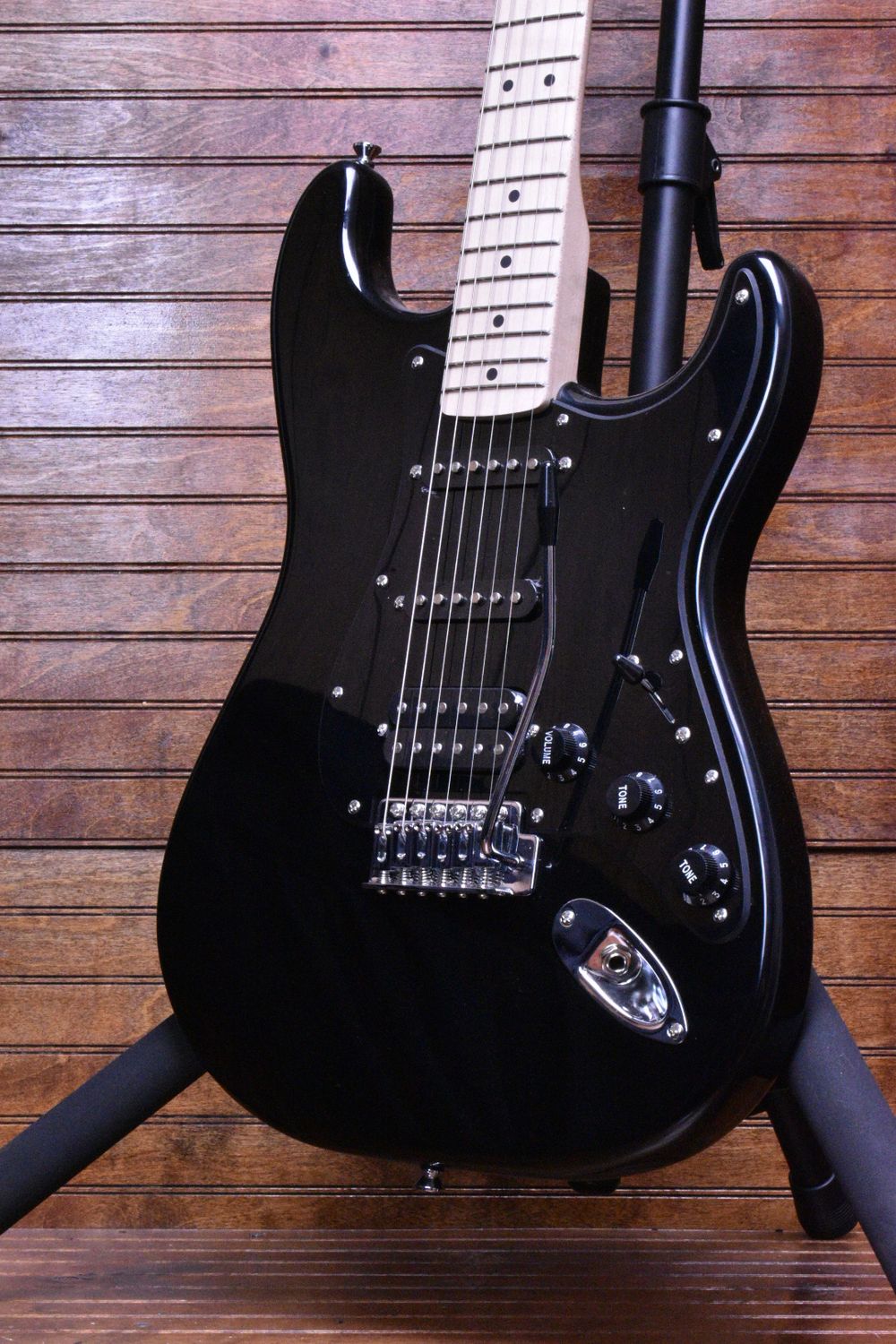 Squier Sonic® Stratocaster® HSS, Black