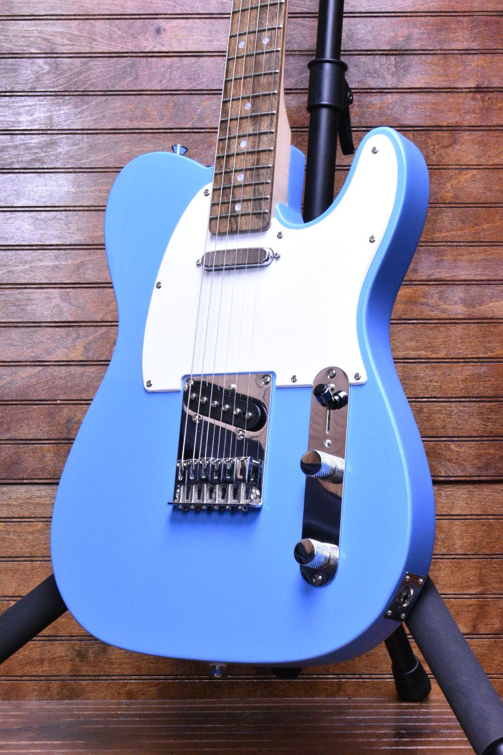Squier Sonic® Telecaster®, Laurel Fingerboard, White Pickguard, California Blue